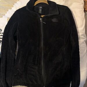 Woman’s north face jacket